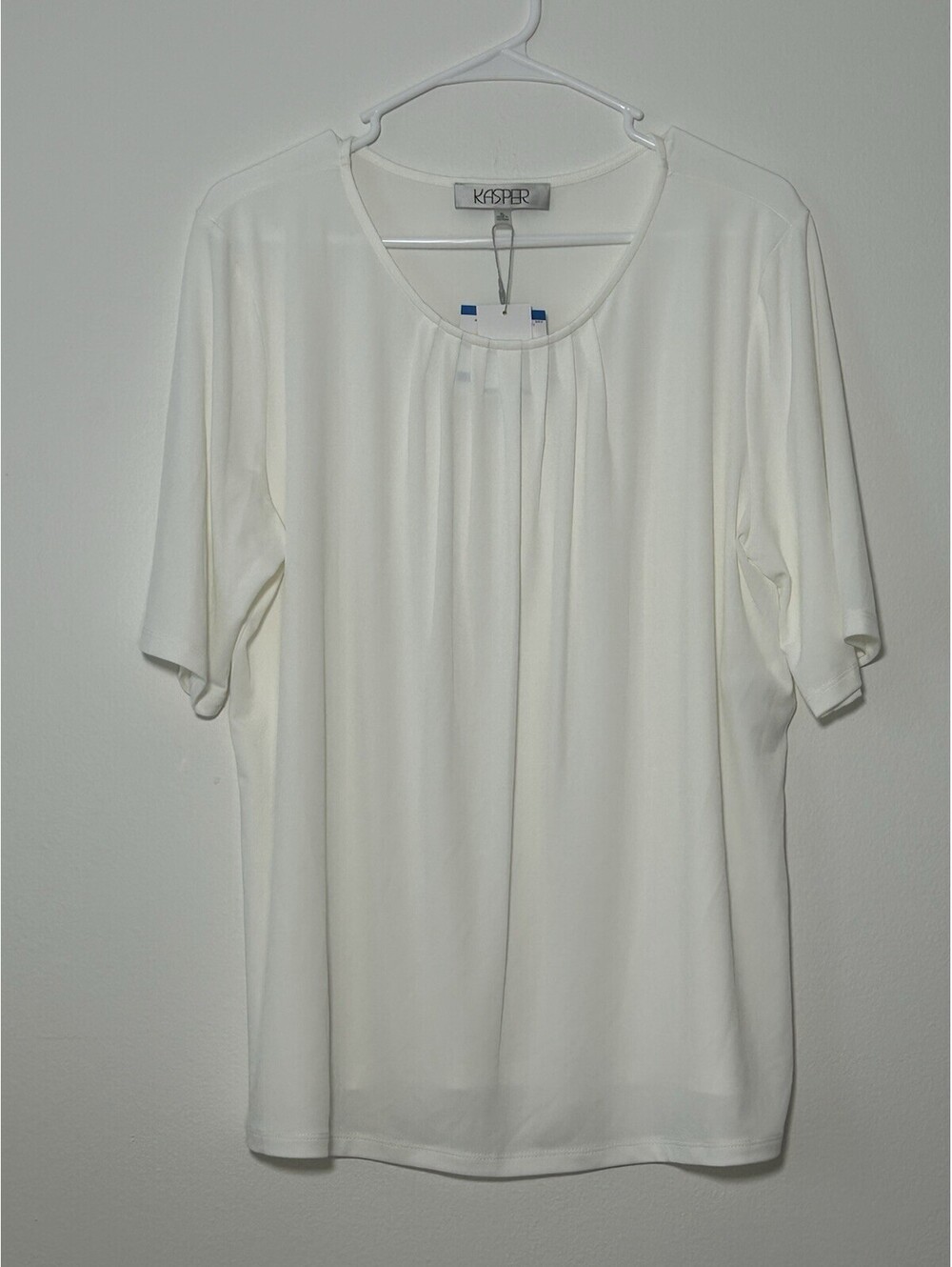 Kasper Size XL Solid Pleat-Front Short-Sleeve Blouse